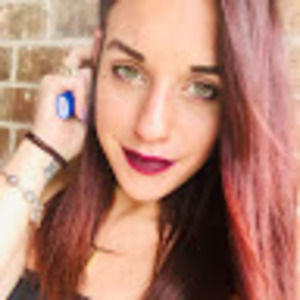 Meet your Posher, Aviva